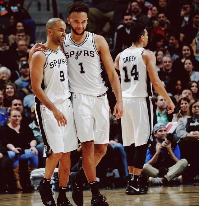 提前换人 提前换人